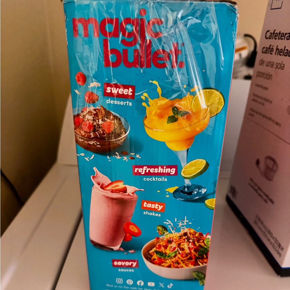 Magic Bullet Blender Box